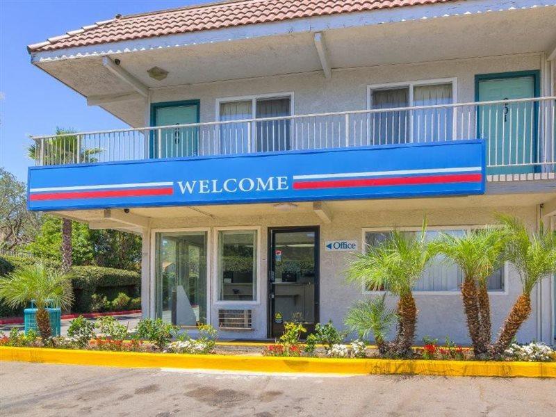 6-sepulveda, Ca - Angeles - Nuys - North Hills Hotel Los Angeles